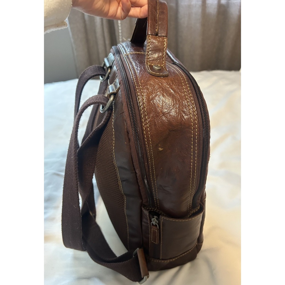 Jack Georges Voyager Brown Leather Convertible Messenger Bag to Backpack. Pre-ow - Picture 8 of 15
